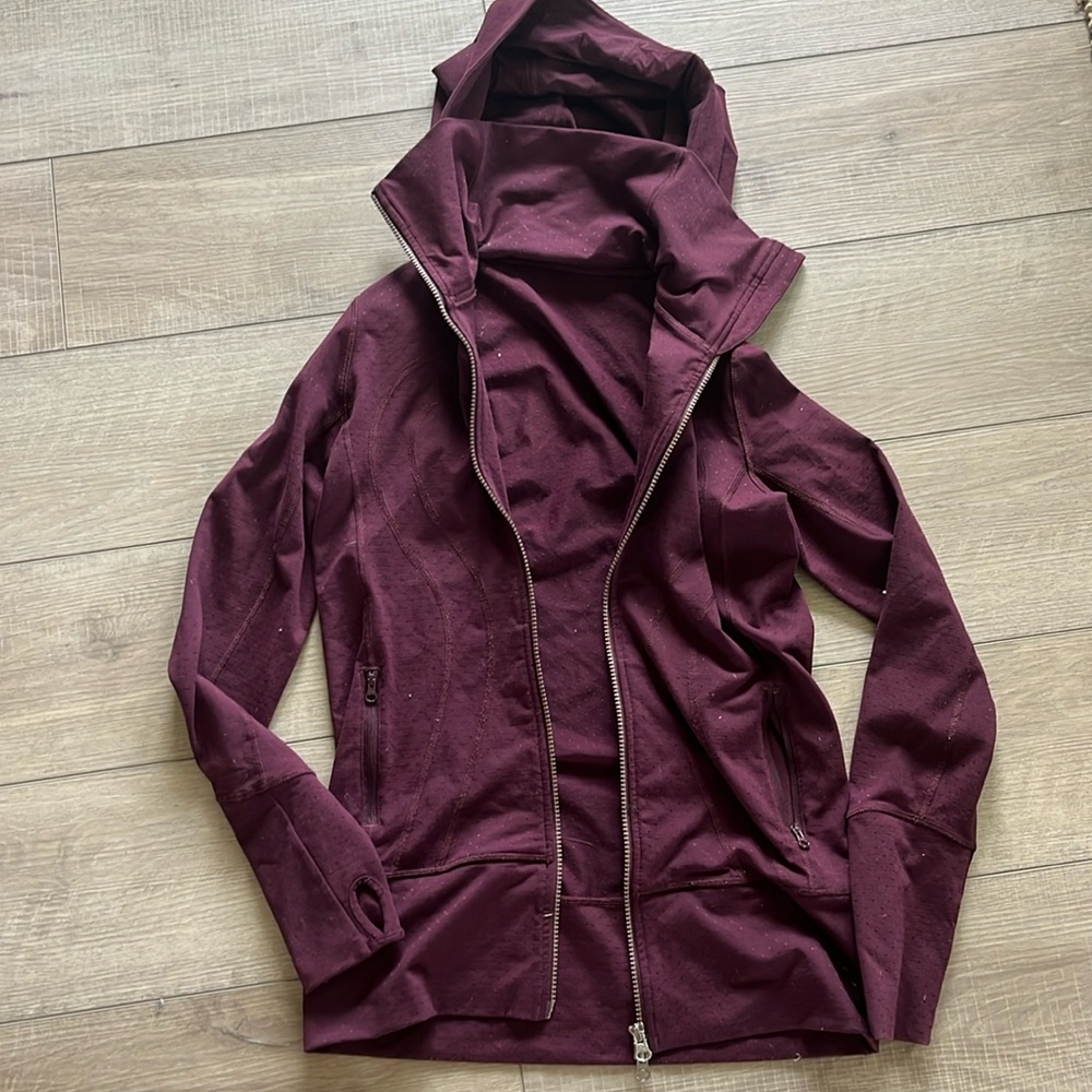 lulu jacket